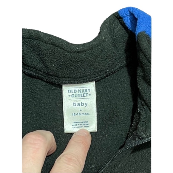 Boys 2 piece Bundle - Sweater and Vest Sz. 12-18 Months - Picture 7 of 10